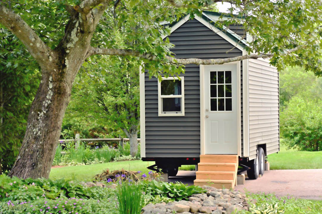 Tiny Homes for Seniors - Pros and Cons Tiny Homes for Seniors - Pros and Cons